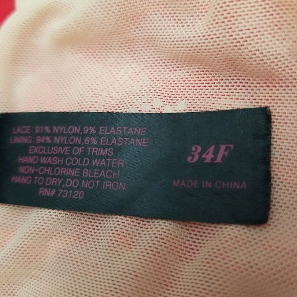 Frederick's of Hollywood Red Lace Bra Size 34F - Picture 4 of 4